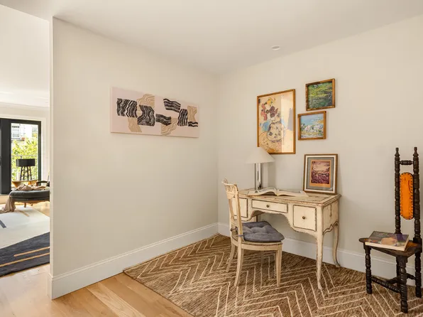 94 Douglass Street image 23 of 43