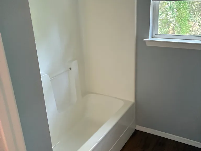 6323 W Adams St — Photo 7