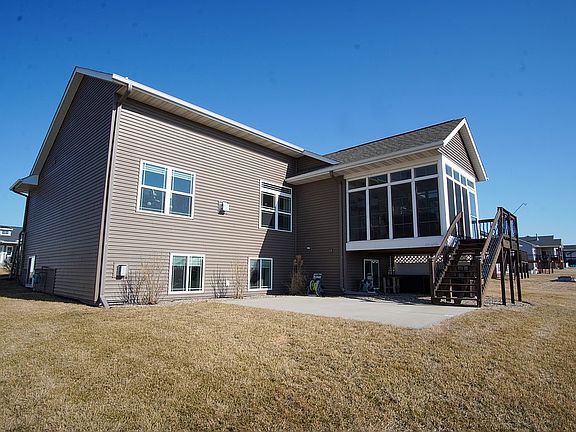 5th image of 3095 Ridgeview Dr