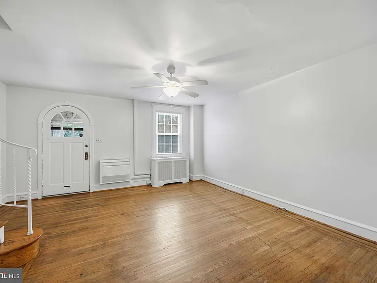 3323 Tilden St — Photo 13