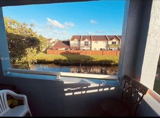 6221 SW 131st Ct APT 204, Miami, FL 33183