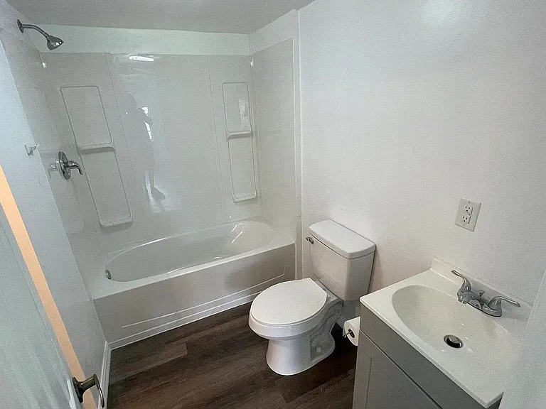 2923 Dover Ln — Photo 8