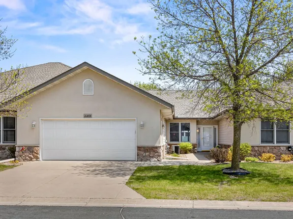 1108 Village St SE, New Prague, MN 56071