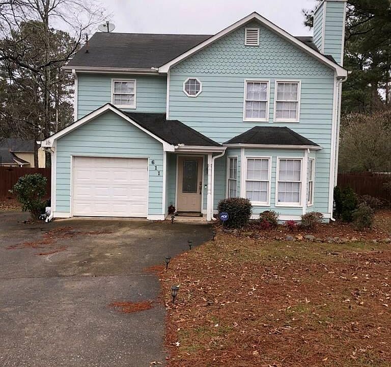 1st image of 611 Canterbury Ln #1
