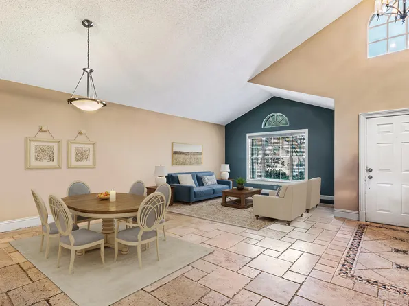 2224 Soundings Court, Greenacres, FL 33413