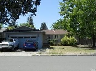 429 Oak Lake Ave, Santa Rosa, CA 95409
