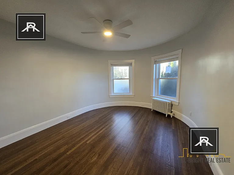 367 Tappan St #6 — Photo 3