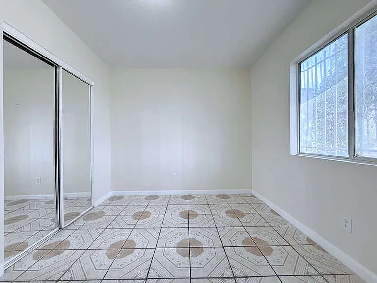 8462 Zamora Ave — Photo 10