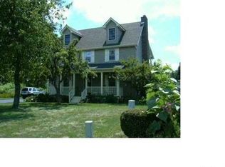 5652 Young Rd, Lockport, NY 14094