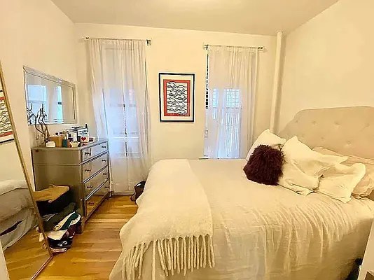 Rented by J PRESTON AND ASSOCIATES INC | media 3