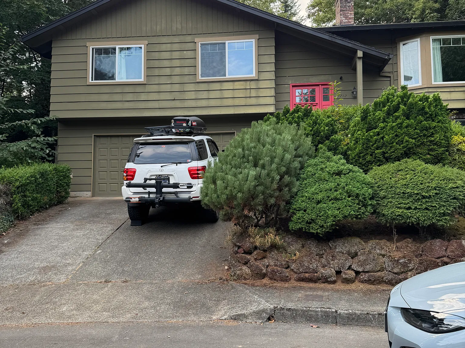 4 bed, 2146 sqft, $3,500 — Photo 2