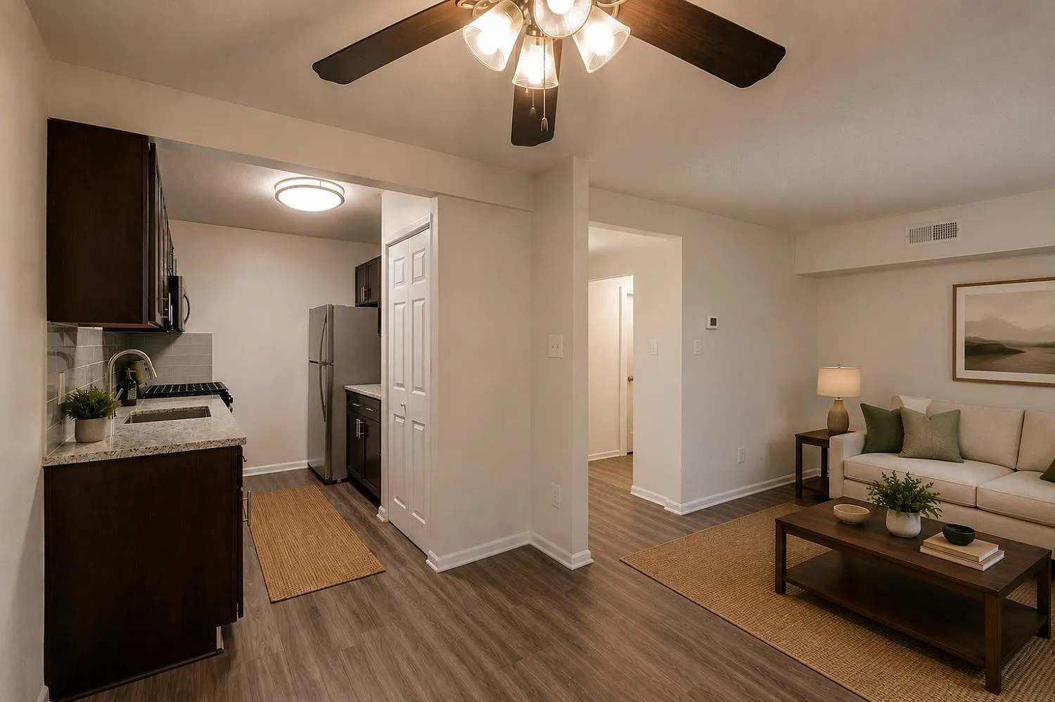 Bennington Crossings Apartment Homes — Photo 3