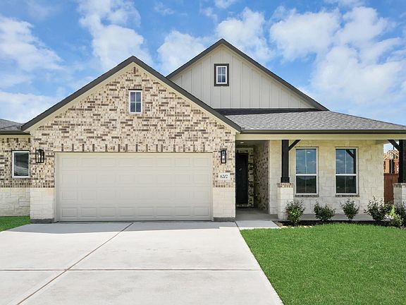 3rd image of 6202 Vista View Ln