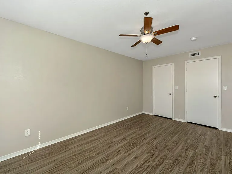 Lake Hefner Townhomes — Photo 25