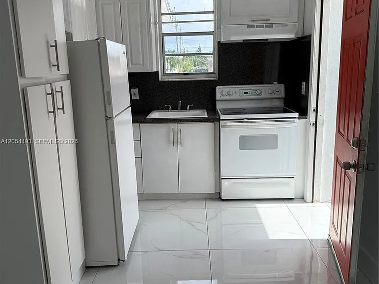 4871 W Flagler St #1 — Photo 11