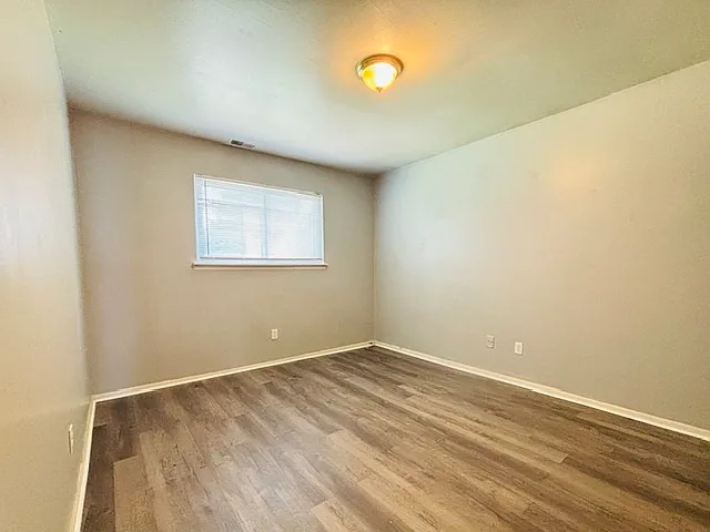 779 Spencer St — Photo 8
