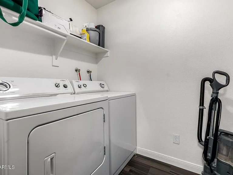 876 S Nebraska St #9 — Photo 6