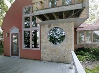 881 Woodland Bch, Battle Creek, MI
