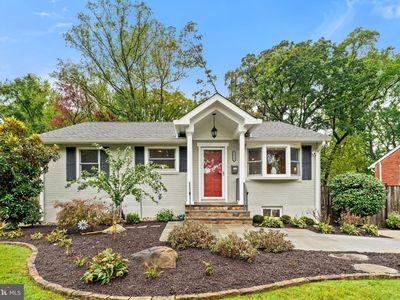 6459 Oakwood Dr, Falls Church, VA, 22041