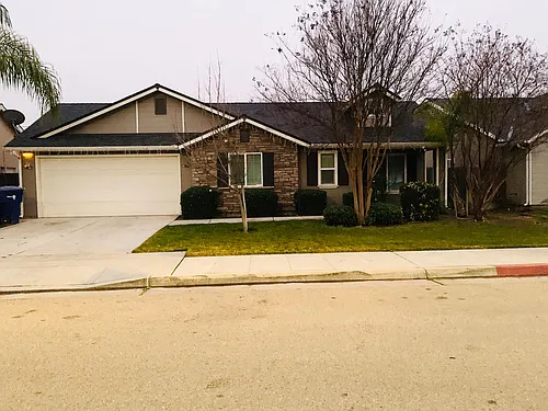 6673 E El Monte Way Photo 1