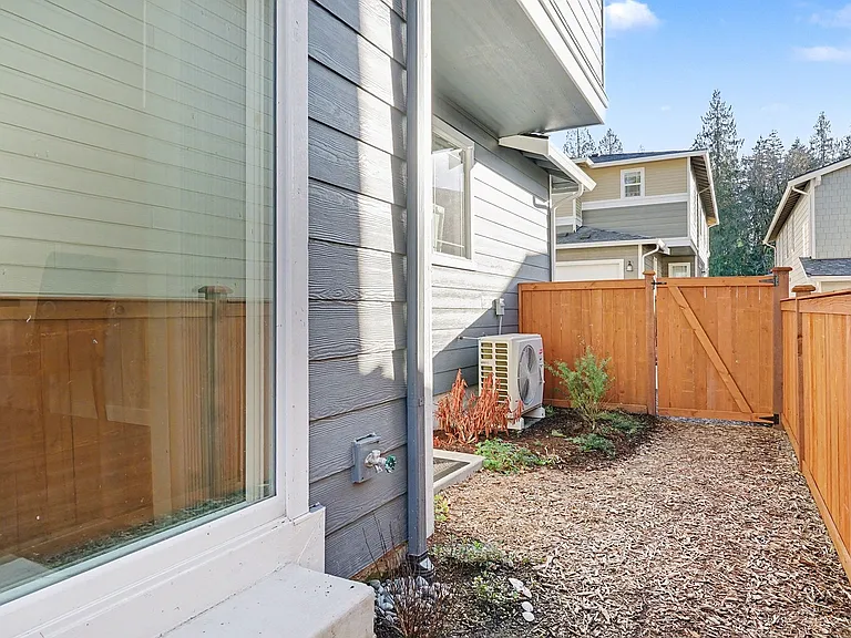 14363 271st Cir NE — Photo 33