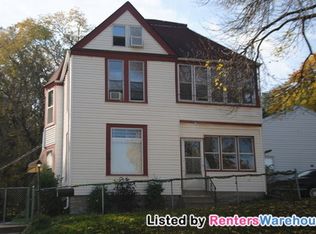 470 Page St E, Saint Paul, MN 55107