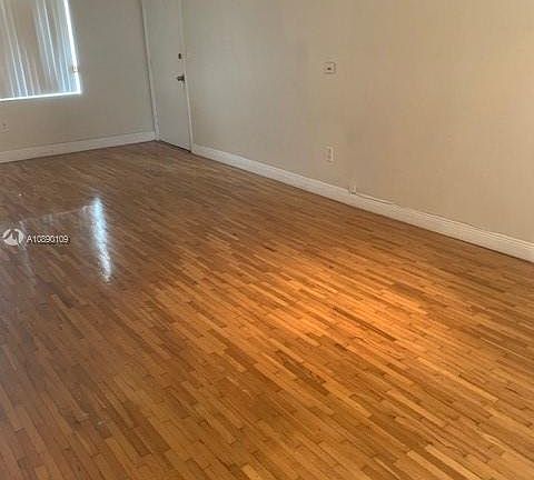 2nd image of 420 Malaga Ave APT 4