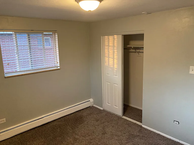 2517 Kingston St #4 — Photo 6