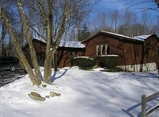 11 Hopkins Ave, Johnston, RI 02919