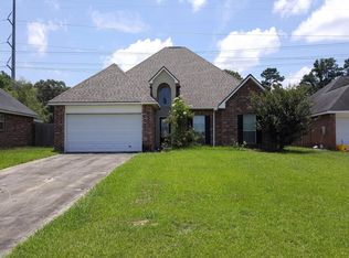 10918 Woodhaven Dr, Denham Springs, LA 70726
