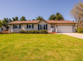 3908 Green Acre Dr, Saint Joseph, MI 49085