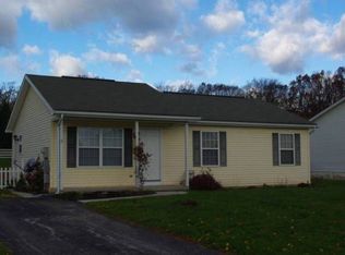 729 W Myrtle St, Littlestown, PA 17340