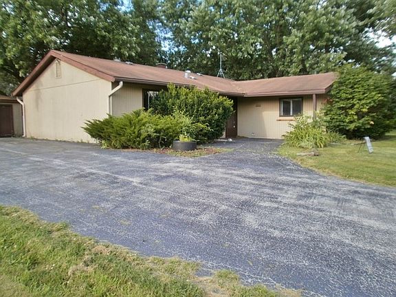 2nd image of 8930 Chadbourn Dr