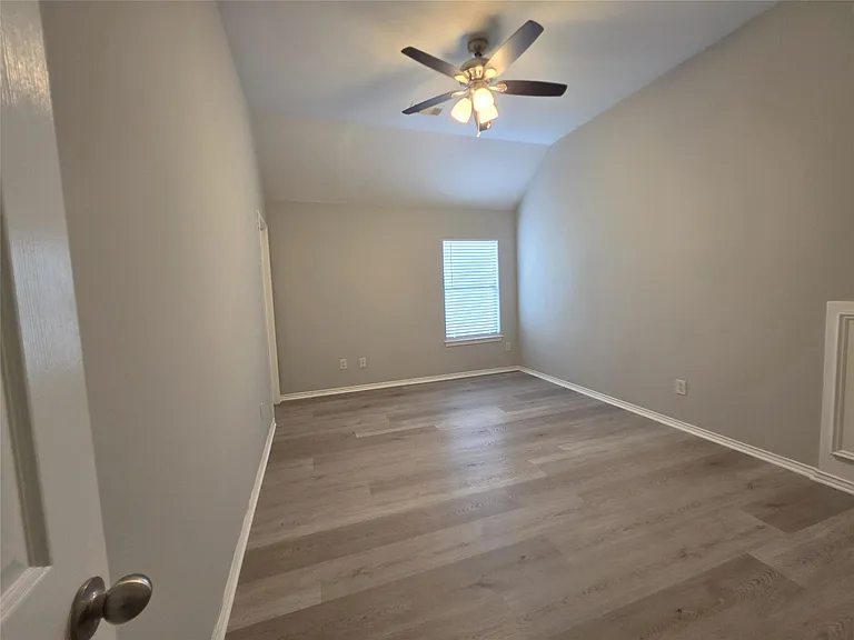 2813 Arbor Brook Ln — Photo 20