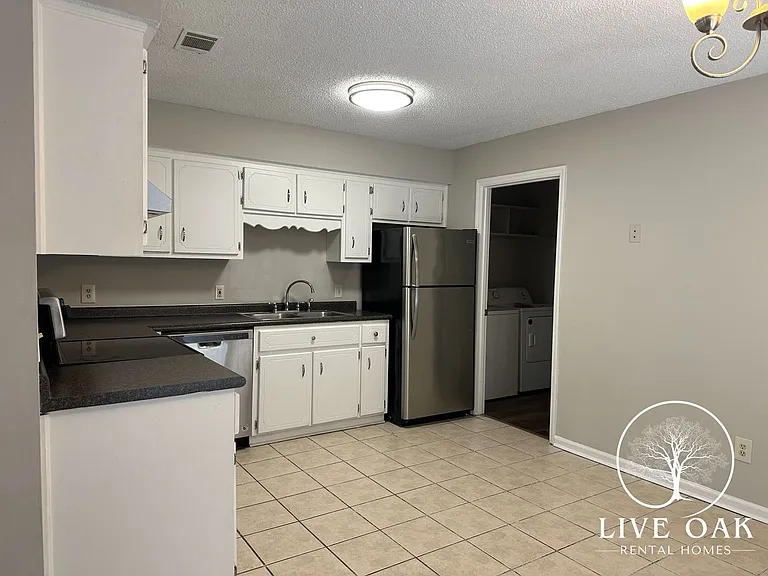 69 John Gibson Ct NE — Photo 5
