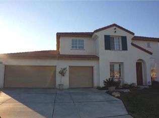 8419 Queen Anne Ln, Riverside, CA 92508