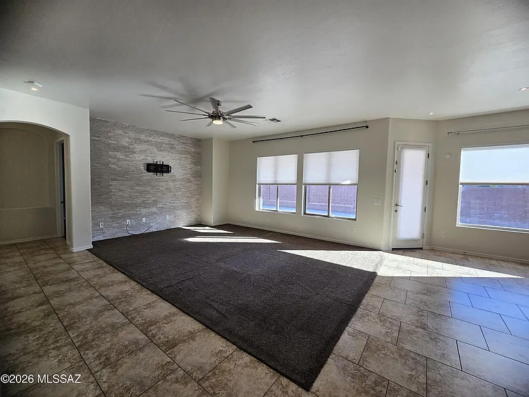 7291 N Basie Ct — Photo 10