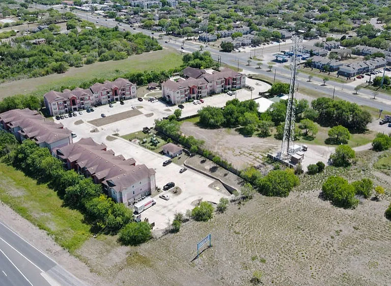 River View at Calallen — Photo 6