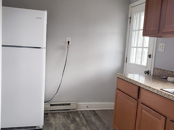 3rd image of 1855 E Ocean View Ave APT 3