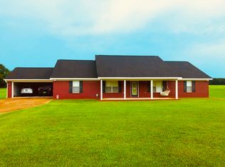 92 Godwin Dr, Atmore, AL 36502