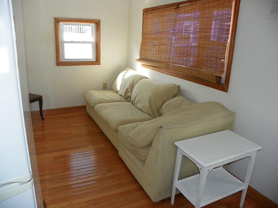 Living room right off of the entry door.