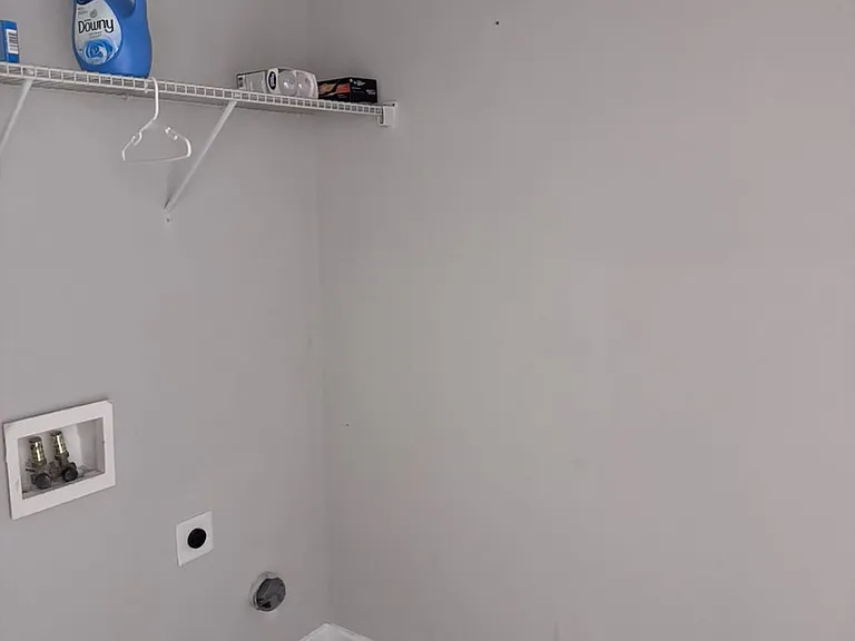 4499 Savannah Dr — Photo 11