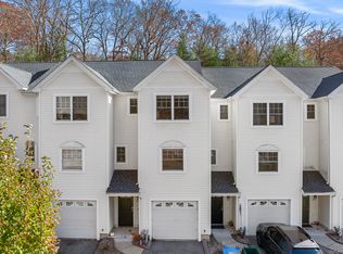 166 Summit St #166, Norwich, CT 06360