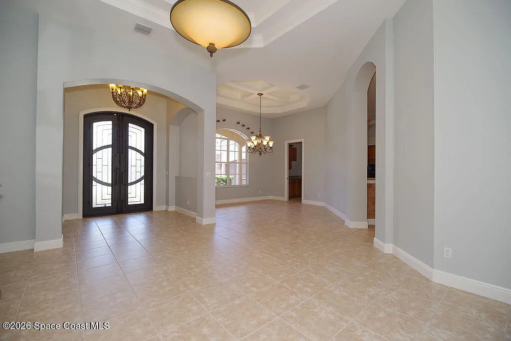 4 bed, 3.5 bath, 3428 sqft, $5,500 — Photo 3