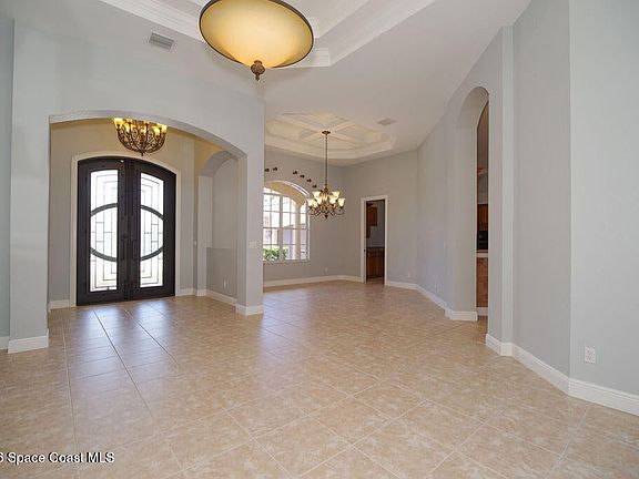3rd image of 9400 Scarborough Ct