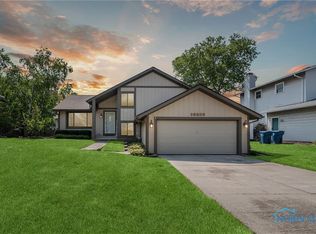 26639 Sheringham Rd, Perrysburg, OH 43551