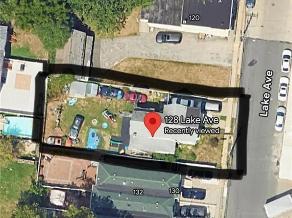 128 Lake Avenue image 4 of 5