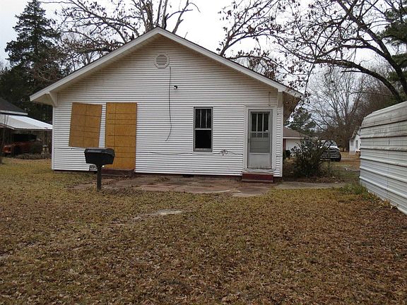 4th image of 4115 Chapel Ln