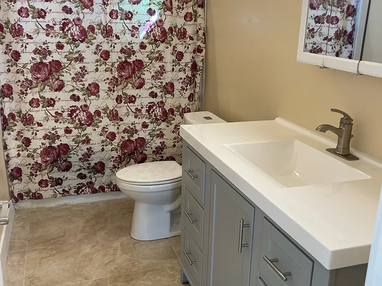 1249 Flores St #B — Photo 5