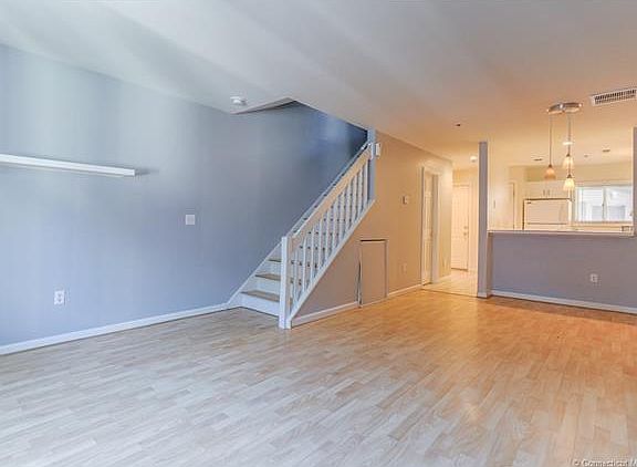 3rd image of 2660 North Ave #215